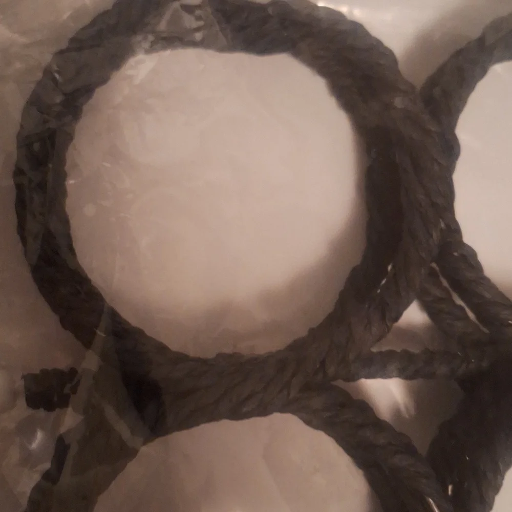 Scarf Hanger Black